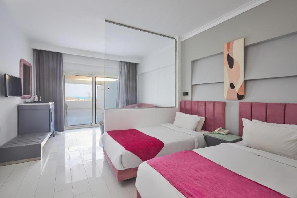 Golden Palace Marina Hotel El Alamein Kültér fotó